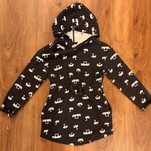 Hanna Andersson Charcoal Swan Print Dress